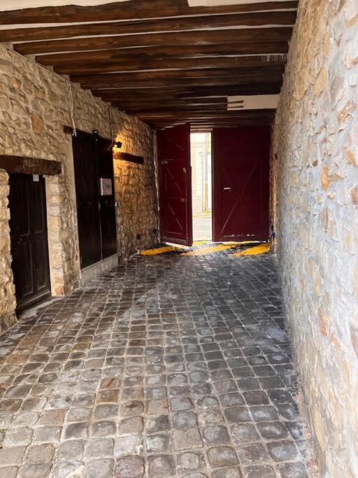 Studio Duplex Hypercentre Au Calme Avec Parking Фонтенбло Экстерьер фото