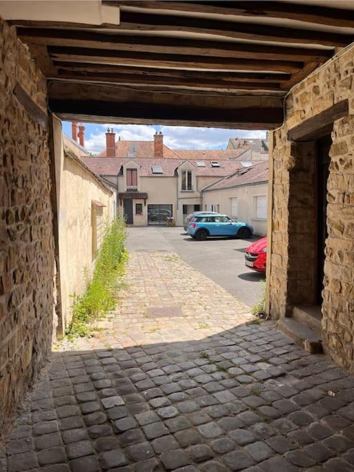 Studio Duplex Hypercentre Au Calme Avec Parking Фонтенбло Экстерьер фото